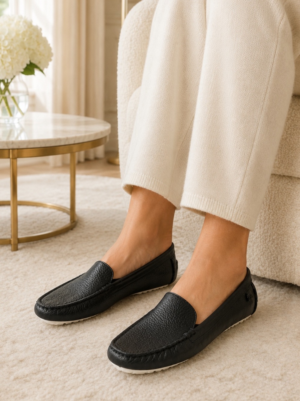 UGG Black Pebbled Leather Slip-On Loafers with White Outsole❤️10